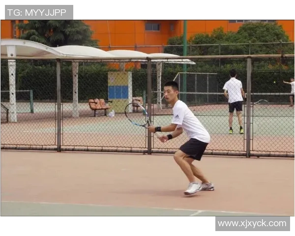 深圳网球队的默契配合与战术分析探讨网球竞技的团队精神与协作技巧